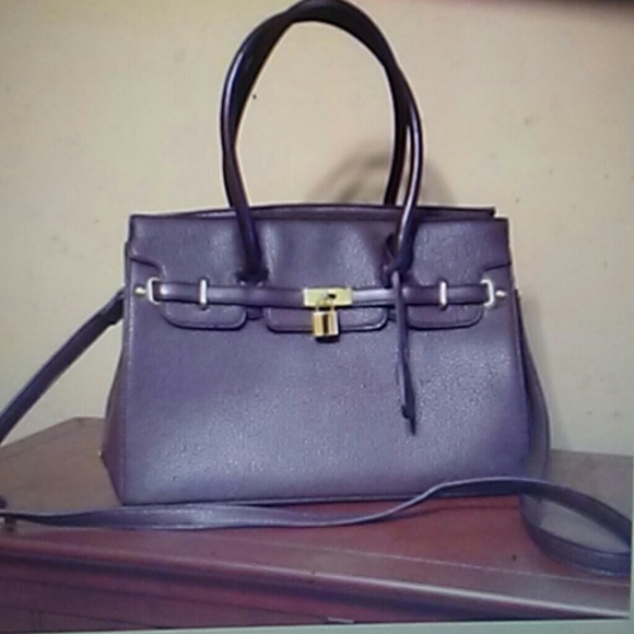 Adrienne Vittadini Handbag - Picture 4 of 5